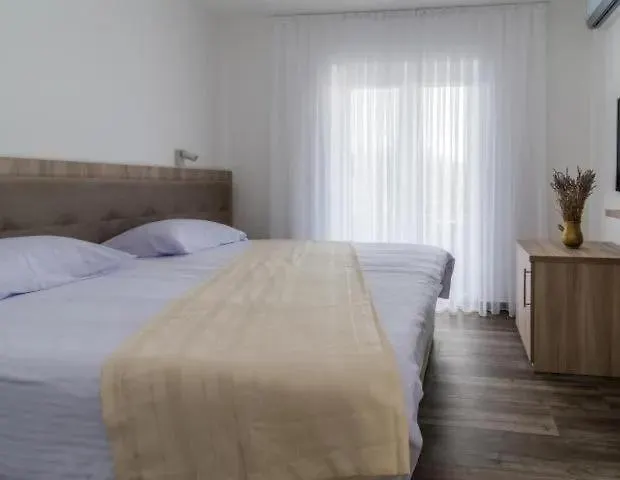 Mama Mia Apartmani Malinska Croatia
