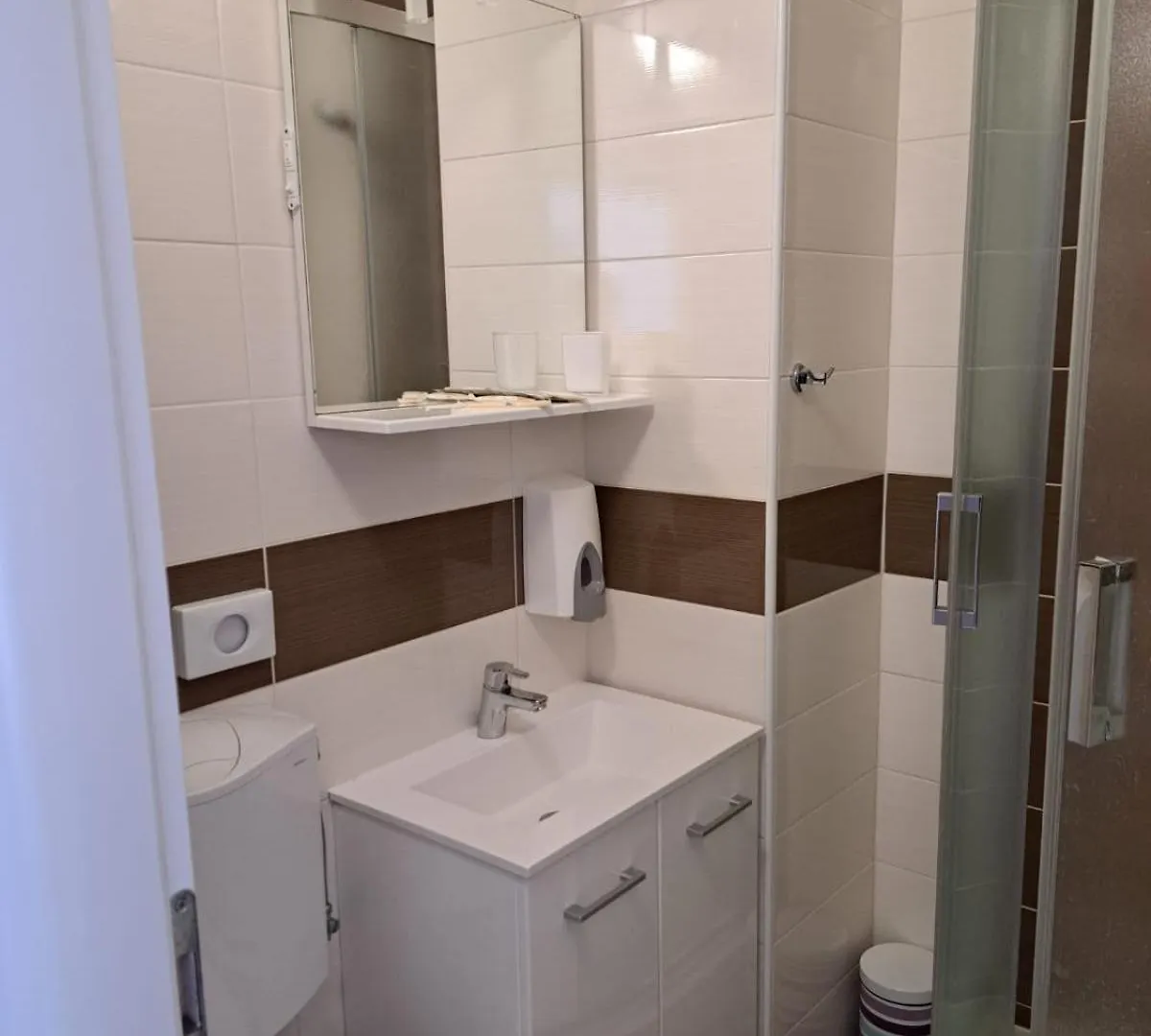 Mama Mia Apartmani Malinska Croatia